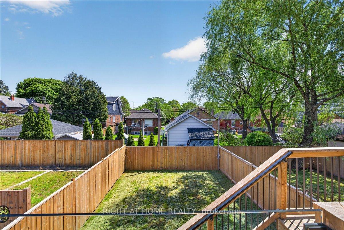 Photo 48 of 15B Rosemeade Avenue, Etobicoke, Stonegate-Queensway — HOMEH
