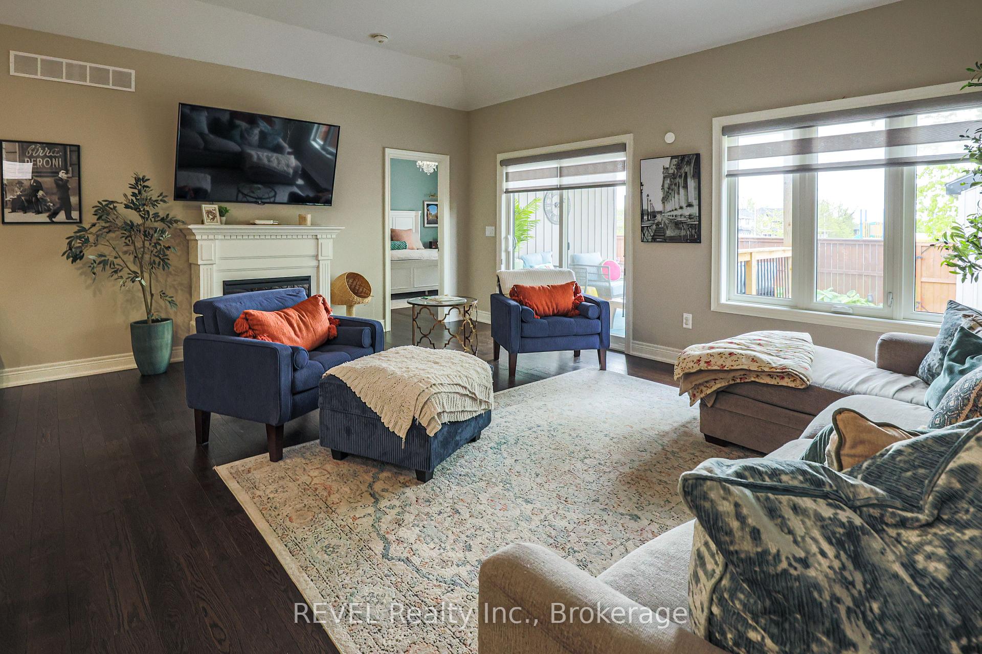 Photo 19 of 15 Willowbrook Drive, Welland, West Welland — HOMEH