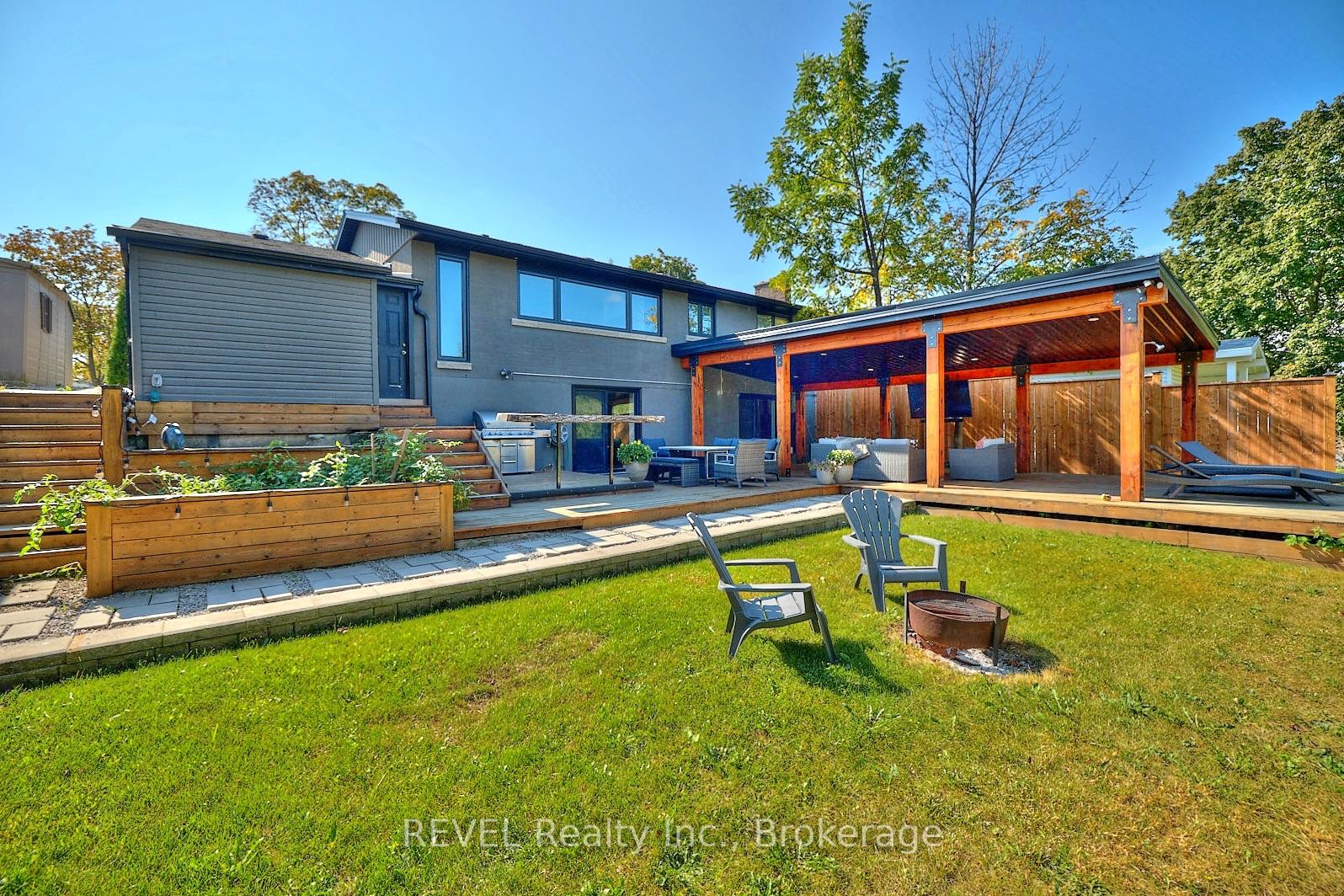 Photo 30 of 38 Briarsdale Drive, St. Catharines, Glendale/Glenridge — HOMEH