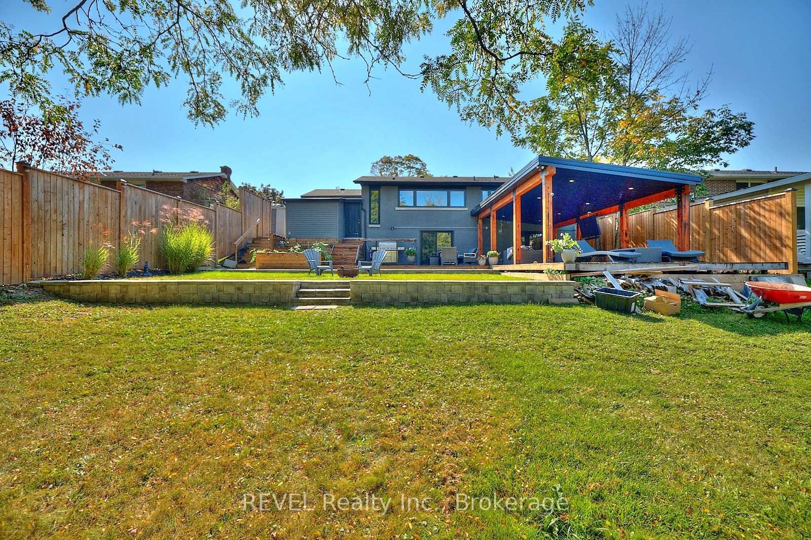 Photo 31 of 38 Briarsdale Drive, St. Catharines, Glendale/Glenridge — HOMEH