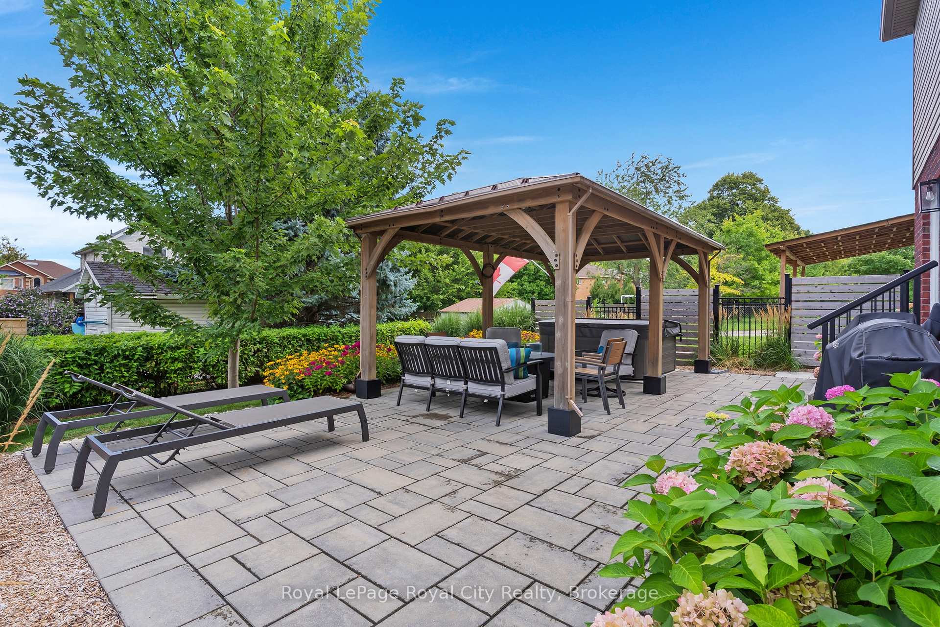Photo 3 of 96 Timber Creek Crescent, Cambridge, Greenway-Chaplin — HOMEH
