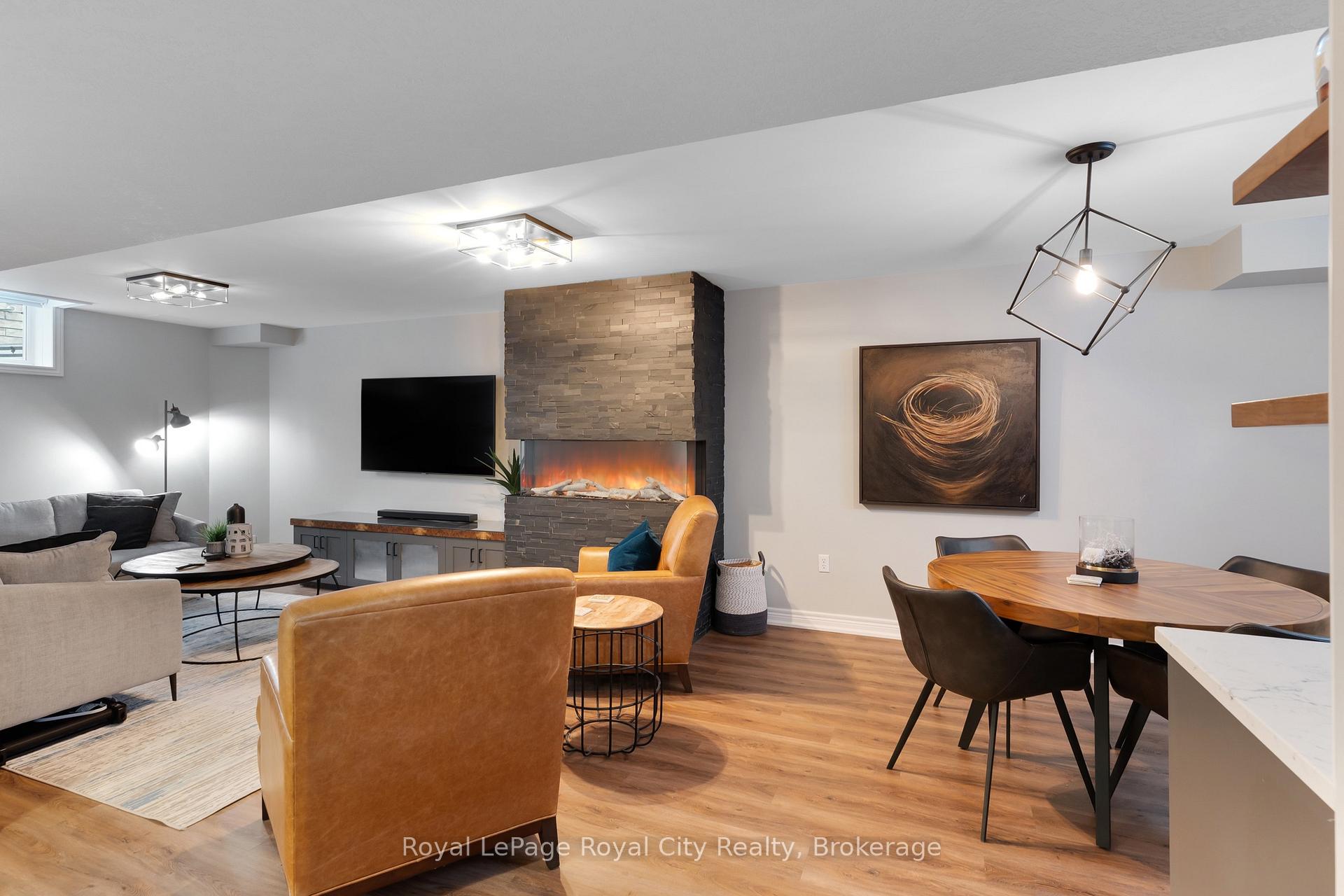 Photo 4 of 96 Timber Creek Crescent, Cambridge, Greenway-Chaplin — HOMEH