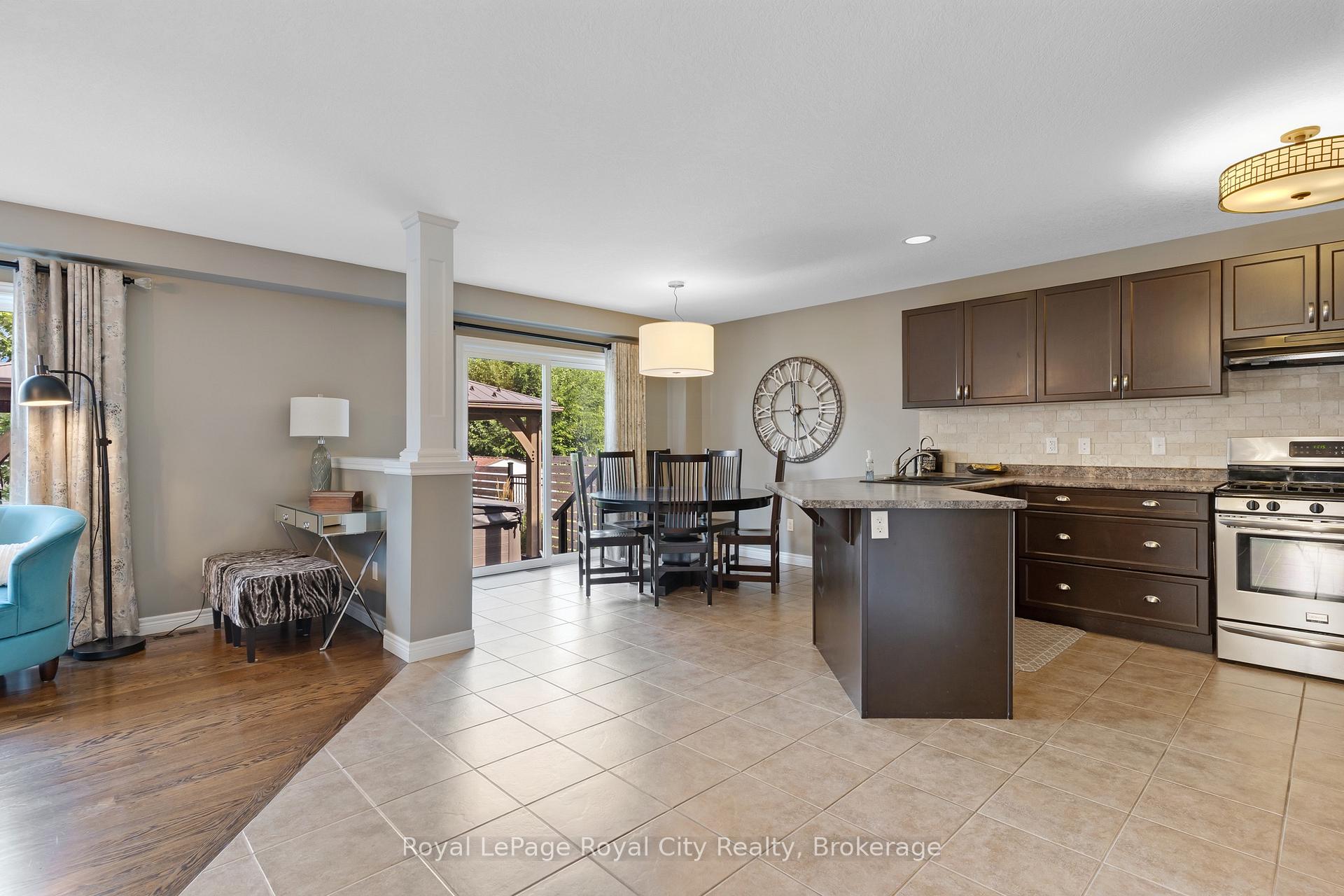 Photo 14 of 96 Timber Creek Crescent, Cambridge, Greenway-Chaplin — HOMEH