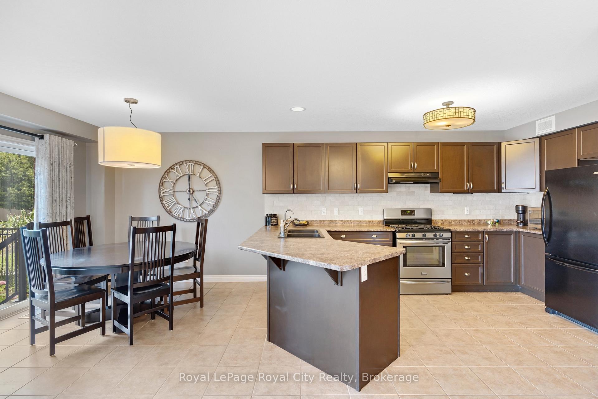 Photo 15 of 96 Timber Creek Crescent, Cambridge, Greenway-Chaplin — HOMEH