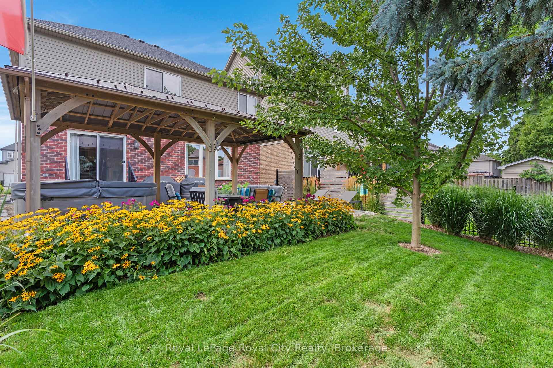 Photo 52 of 96 Timber Creek Crescent, Cambridge, Greenway-Chaplin — HOMEH