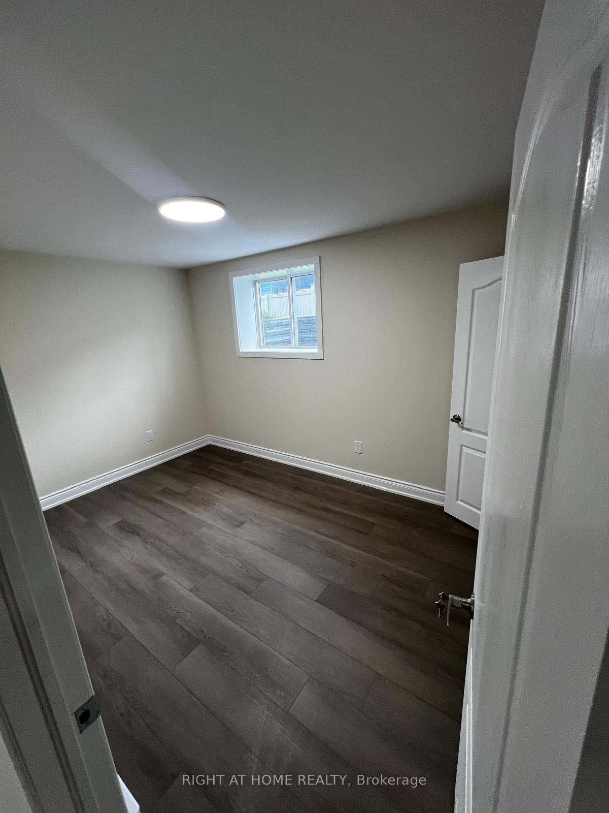 Photo 5 of Unit Unit B, 159 Rockmelon Street, Ottawa, Riverside South/Gloucester Glen — HOMEH