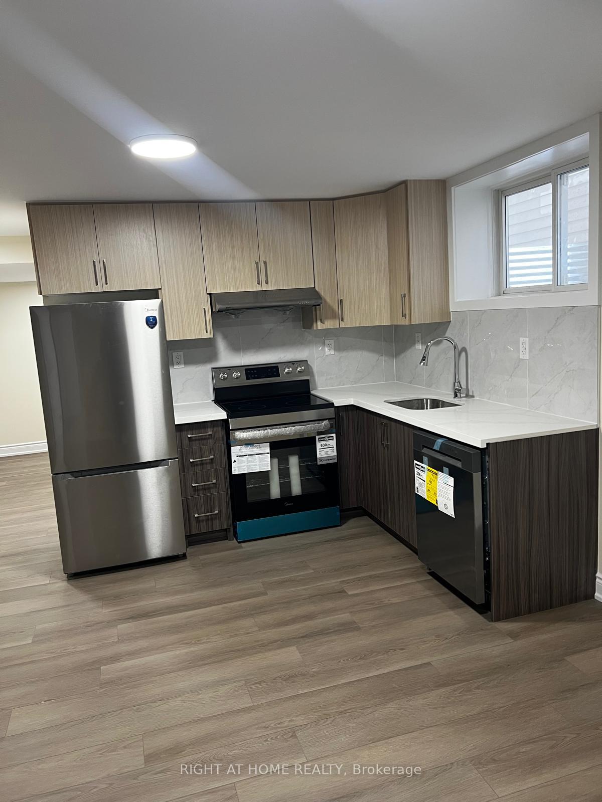 Photo 10 of Unit Unit B, 159 Rockmelon Street, Ottawa, Riverside South/Gloucester Glen — HOMEH
