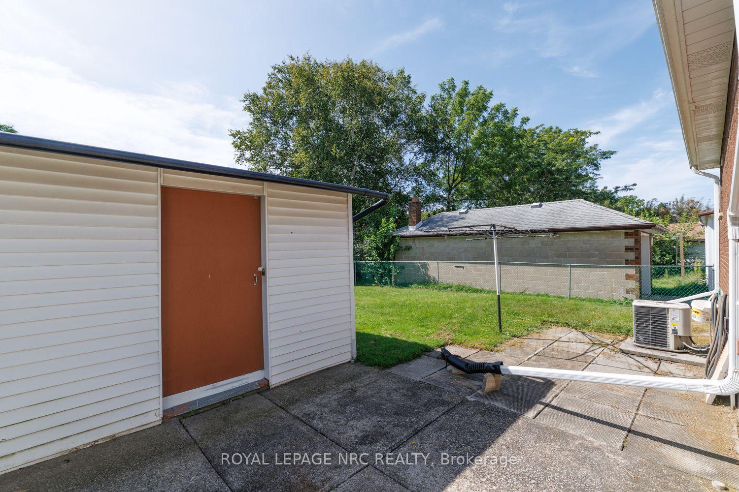 Photo 5 of 6350 Ash Street, Niagara Falls, Dorchester — HOMEH