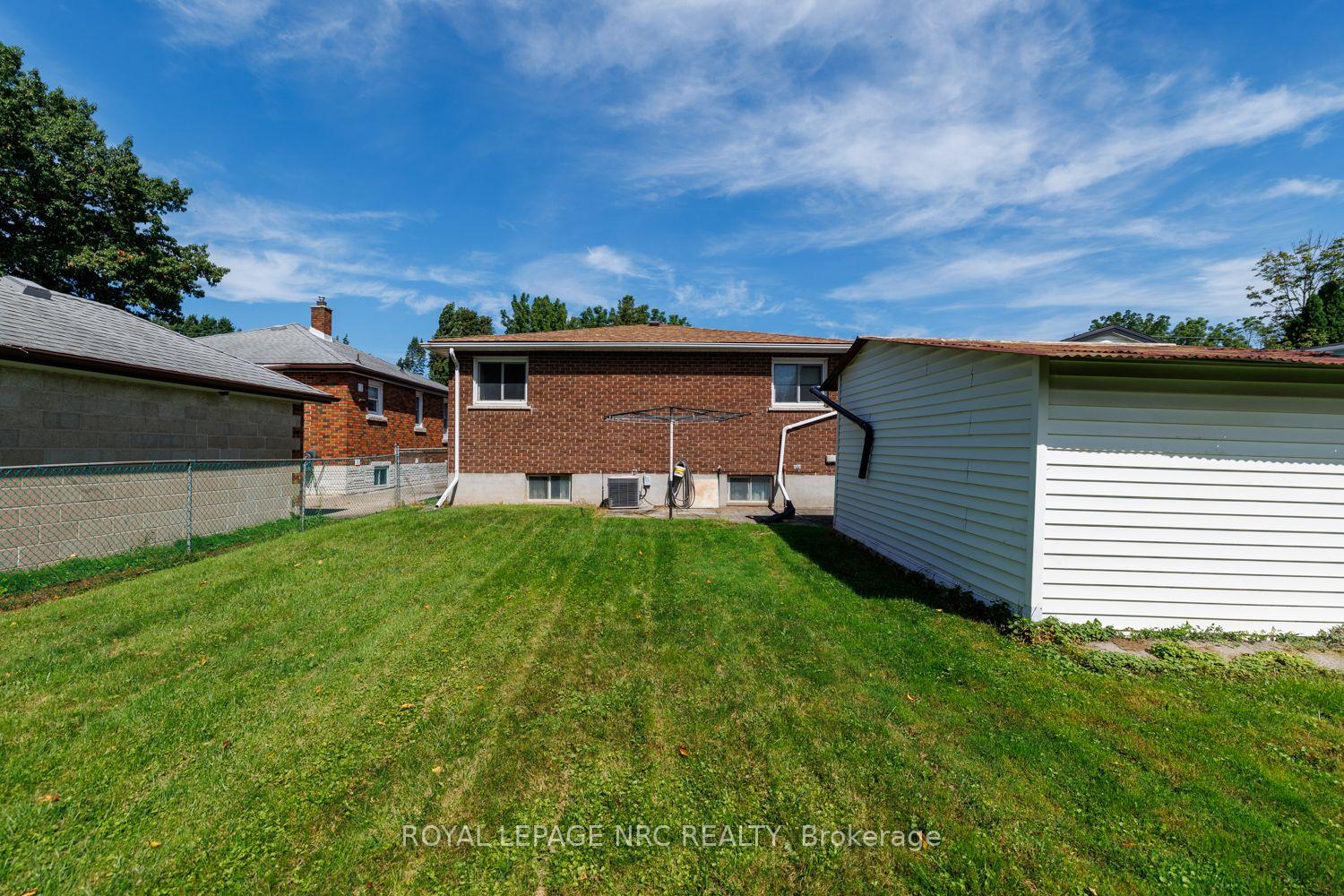 Photo 37 of 6350 Ash Street, Niagara Falls, Dorchester — HOMEH