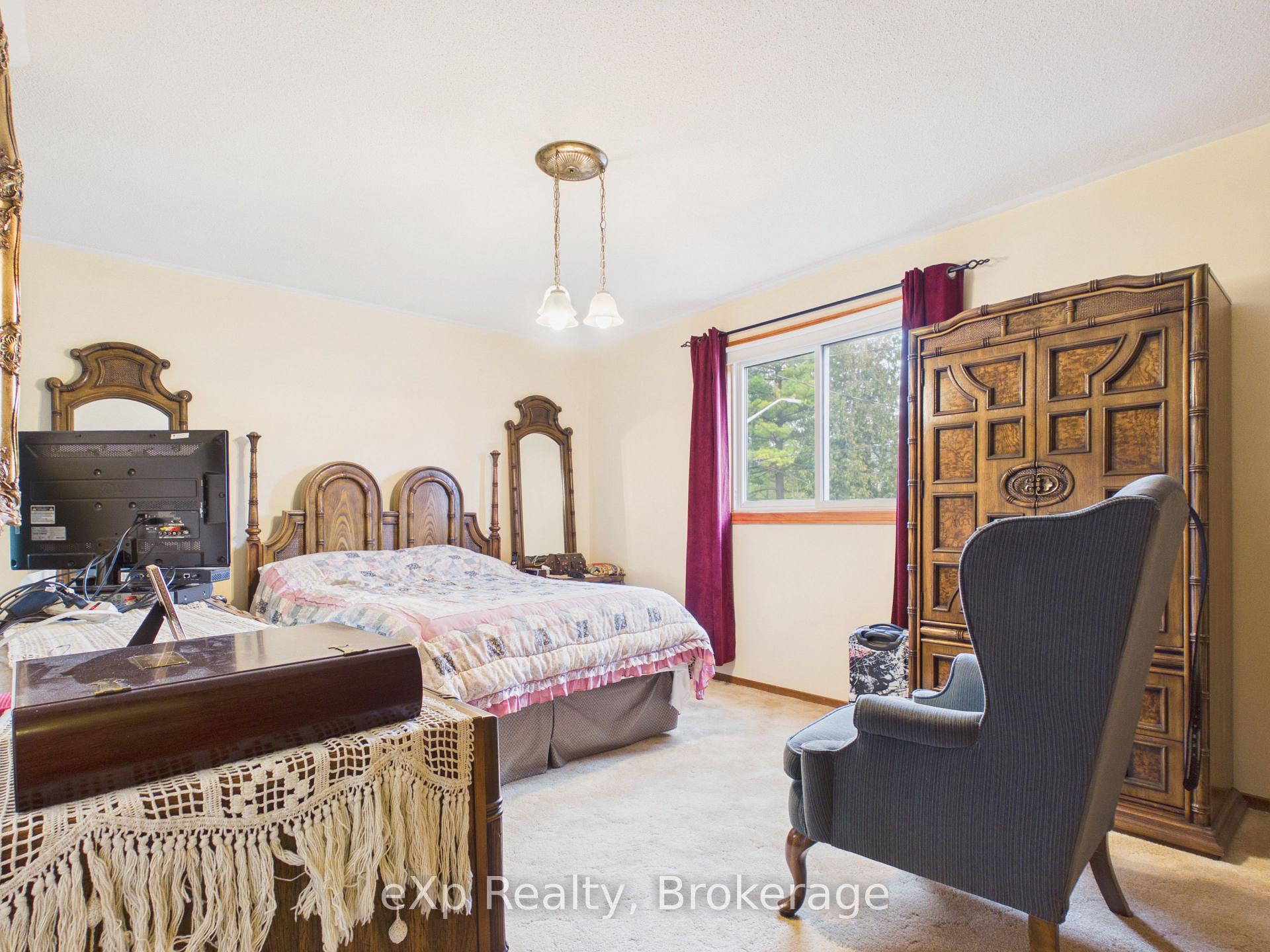 Photo 12 of 95 10th Street S, Arran-Elderslie — HOMEH