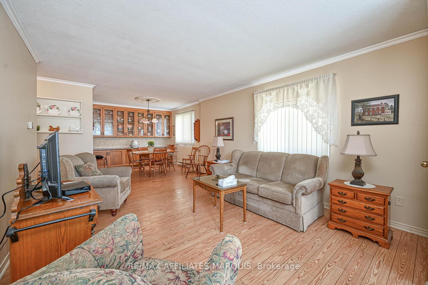 Photo 14 of Unit 208, 10 Armstrong Drive, Smiths Falls, Smiths Falls — HOMEH