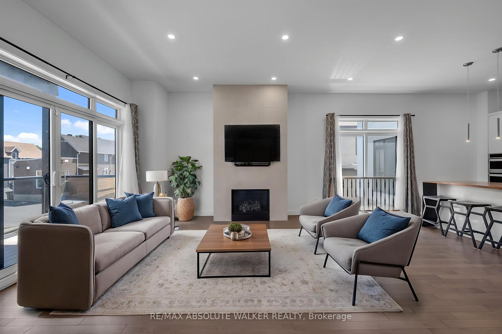 Photo 10 of Unit A, 10 Chapleau Avenue, Ottawa, Lindenlea — HOMEH