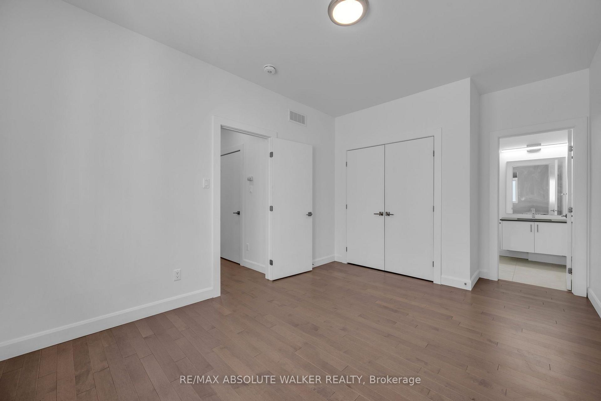 Photo 23 of Unit A, 10 Chapleau Avenue, Ottawa, Lindenlea — HOMEH