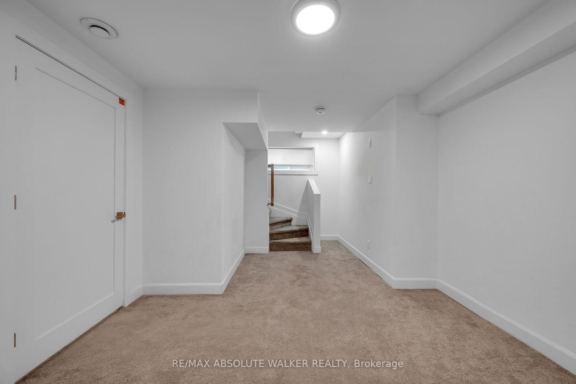 Photo 35 of Unit A, 10 Chapleau Avenue, Ottawa, Lindenlea — HOMEH