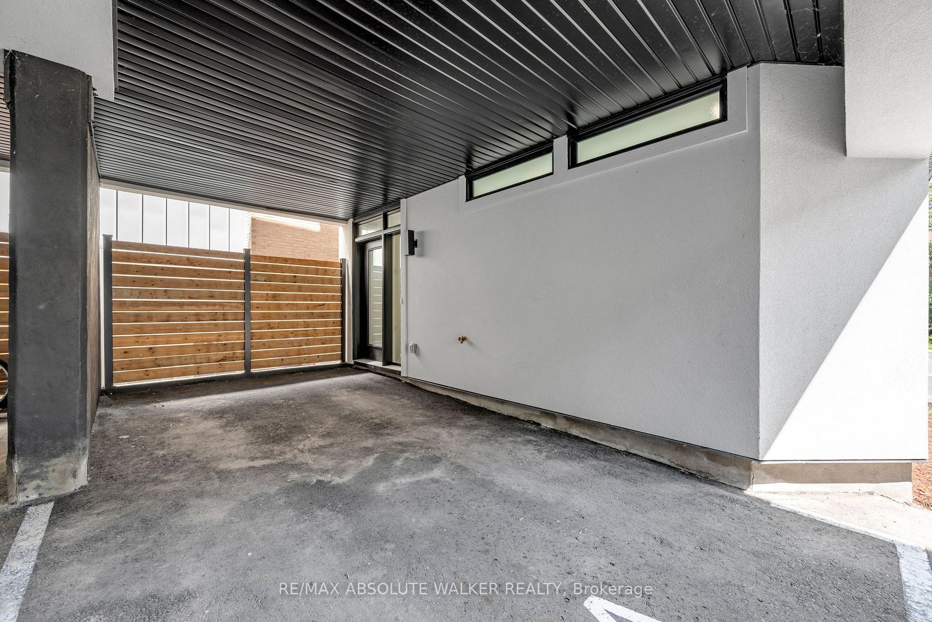 Photo 37 of Unit A, 10 Chapleau Avenue, Ottawa, Lindenlea — HOMEH