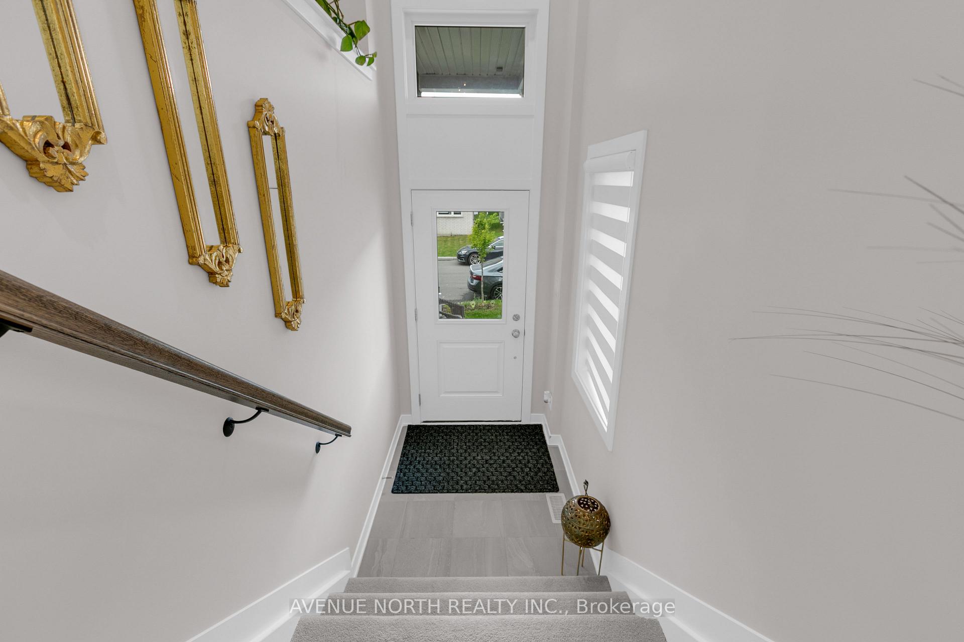 Photo 4 of 360 Appalachian Circle, Ottawa, Barrhaven - Half Moon Bay — HOMEH