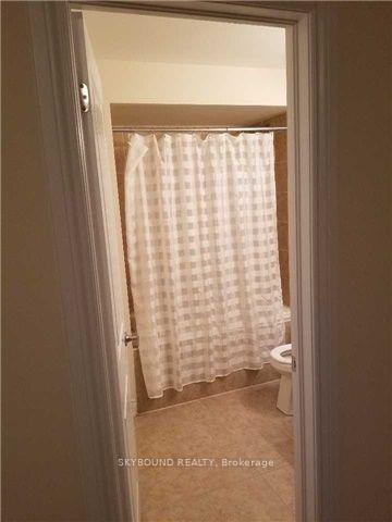 Photo 17 of 10 Villanova Road, Brampton, Bram West — HOMEH