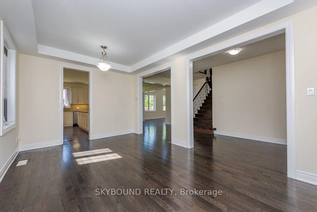 Photo 16 of 10 Villanova Road, Brampton, Bram West — HOMEH