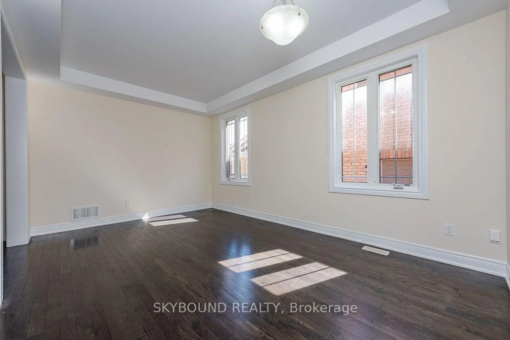 Photo 21 of 10 Villanova Road, Brampton, Bram West — HOMEH
