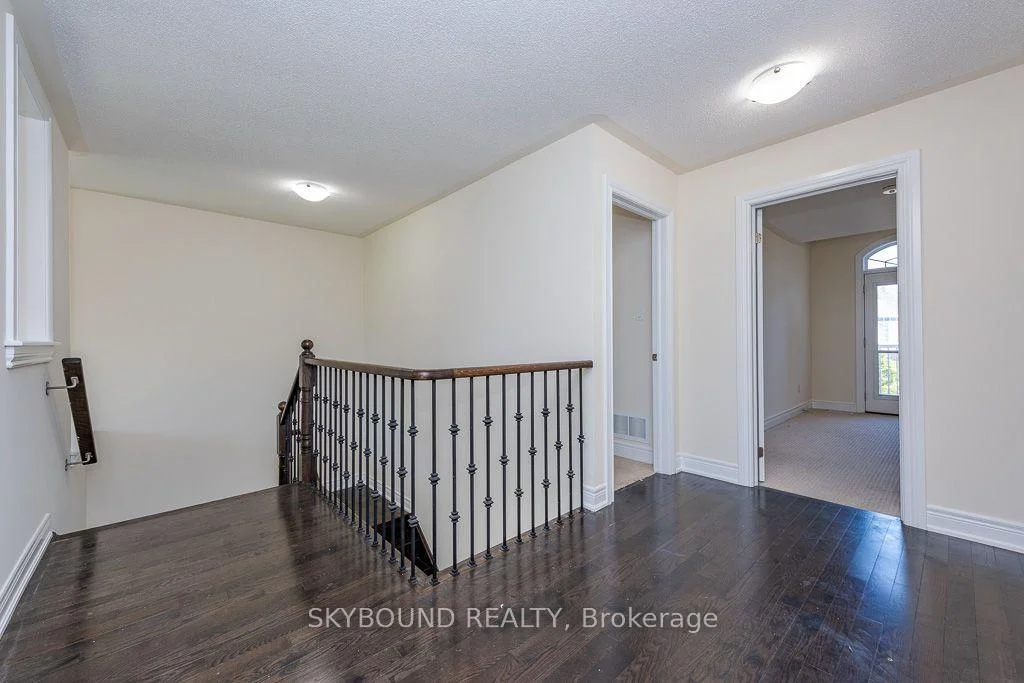 Photo 33 of 10 Villanova Road, Brampton, Bram West — HOMEH