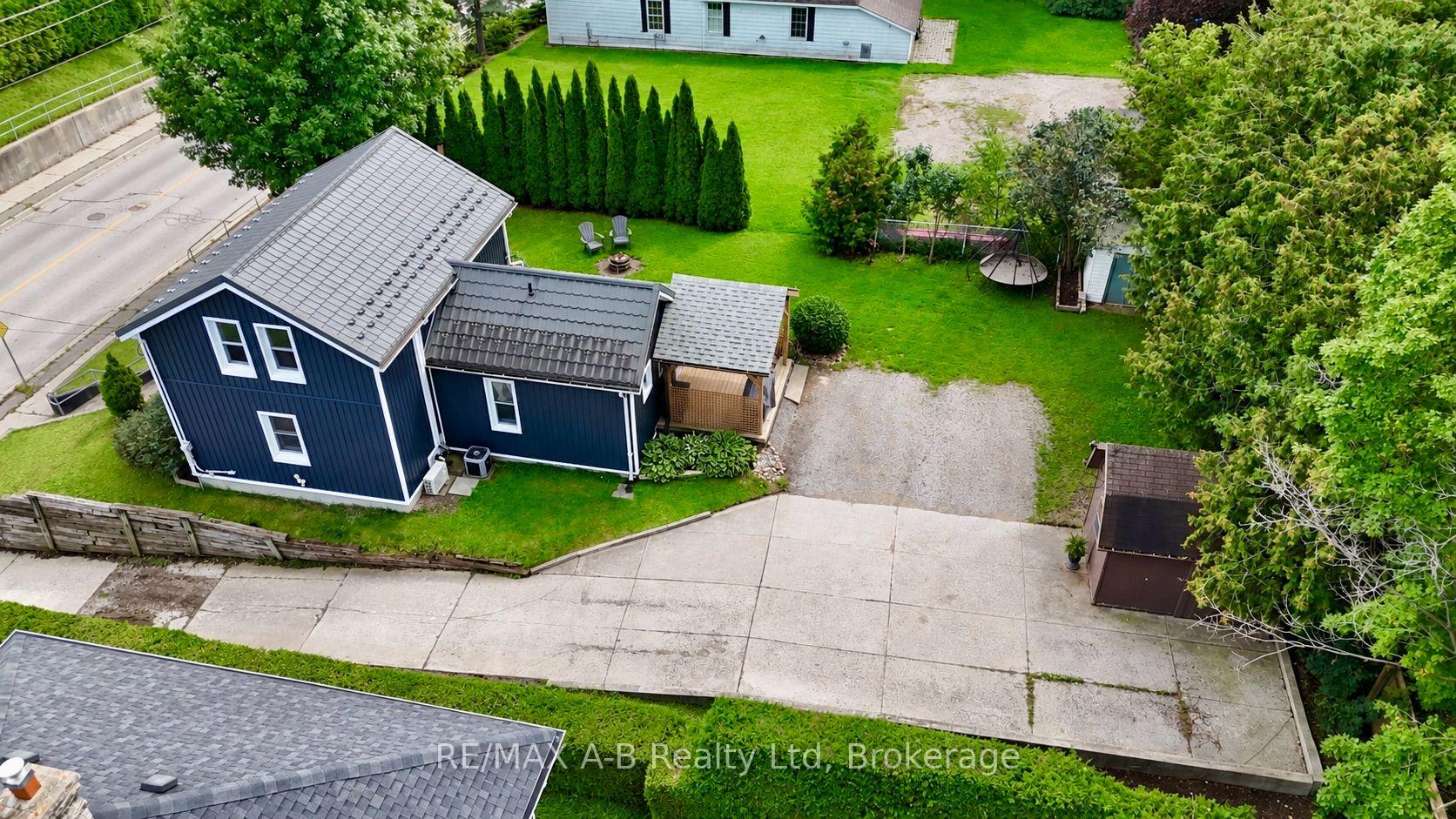 Photo 40 of 158 James Street N, St. Marys — HOMEH