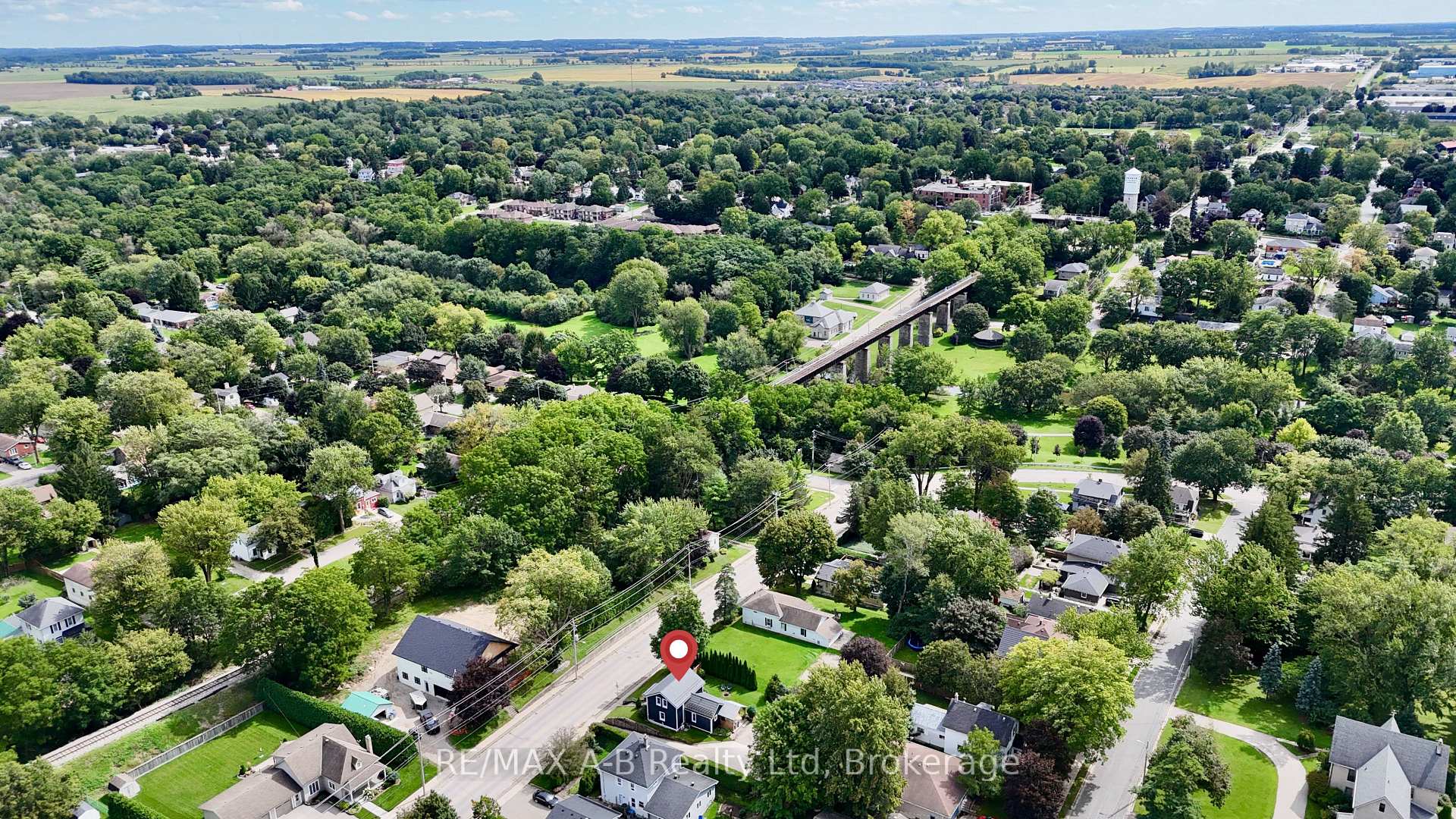 Photo 45 of 158 James Street N, St. Marys — HOMEH