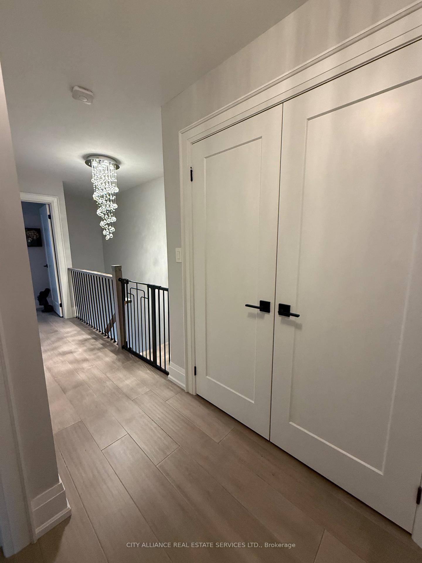 Photo 17 of 61 Knoll Haven Circle, Caledon, Bolton North — HOMEH