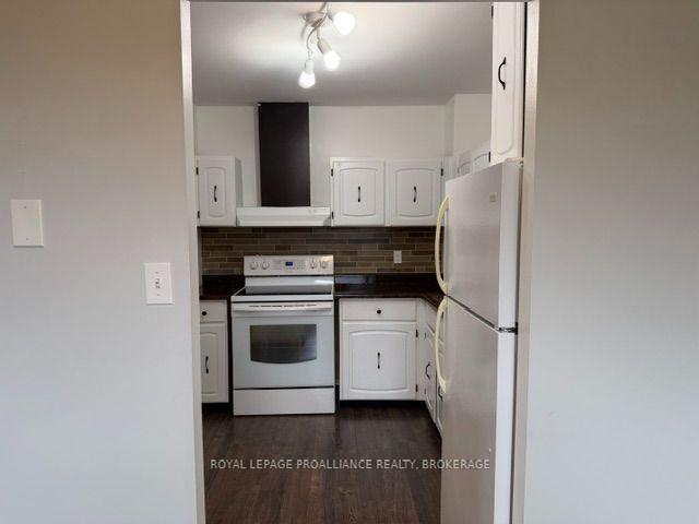 Photo 2 of Unit 601, 66 Greenview Drive, Kingston, Central City West — HOMEH