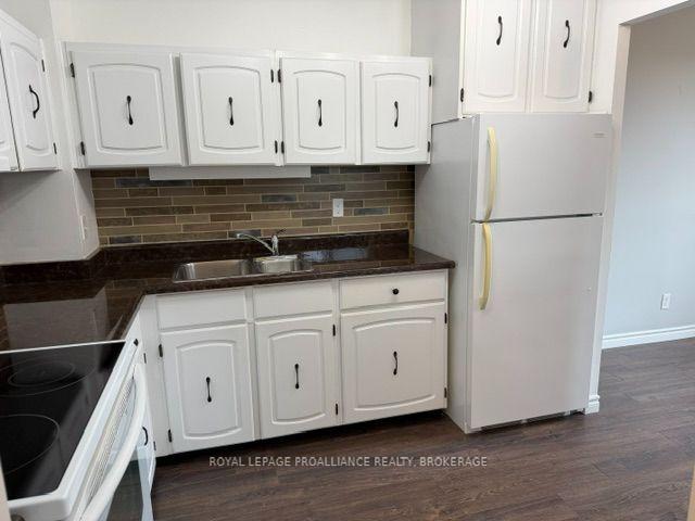 Photo 3 of Unit 601, 66 Greenview Drive, Kingston, Central City West — HOMEH