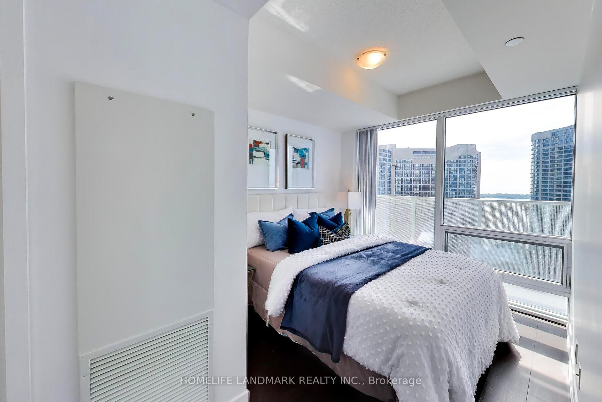 Photo 17 of Unit 2410, 88 Harbour Street, Toronto, Waterfront Communities — HOMEH