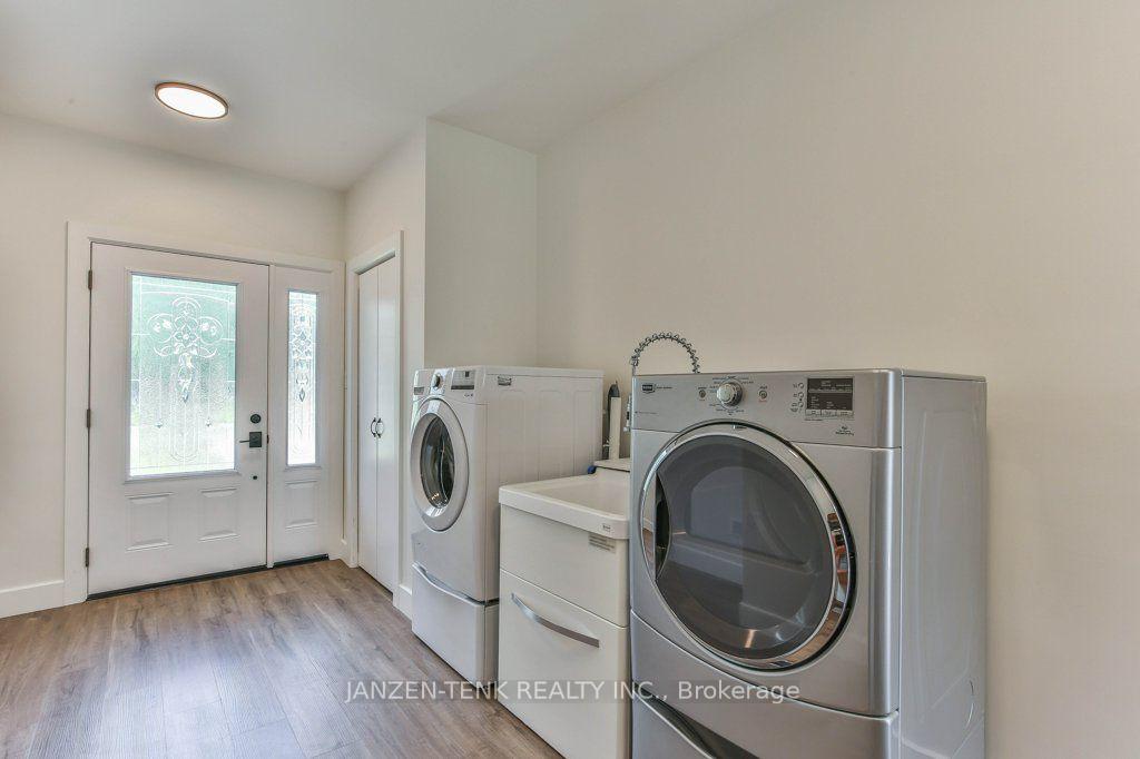 Photo 6 of 492 19 Highway, Tillsonburg — HOMEH