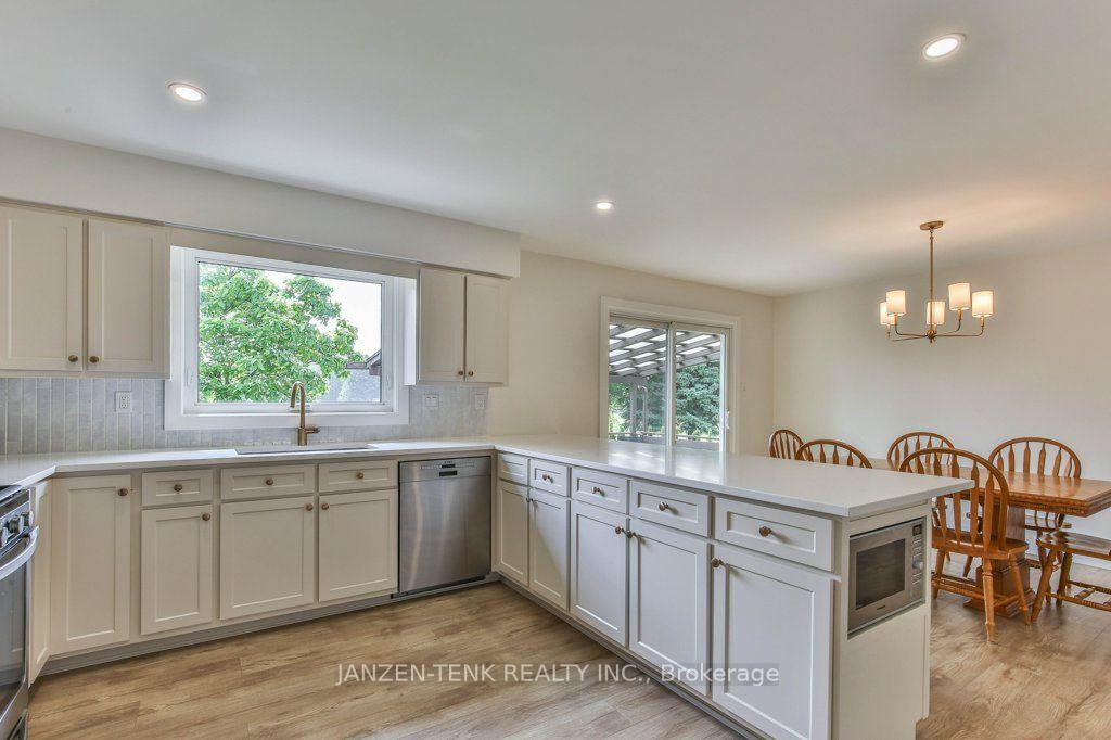 Photo 13 of 492 19 Highway, Tillsonburg — HOMEH