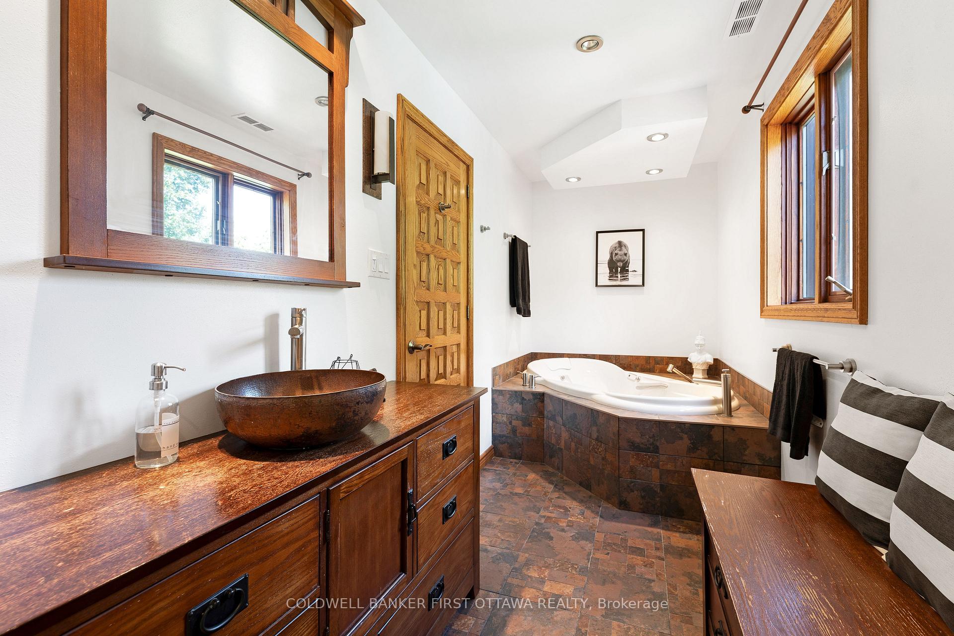 Photo 29 of 5125 Ardoch Road, Frontenac, Frontenac North — HOMEH