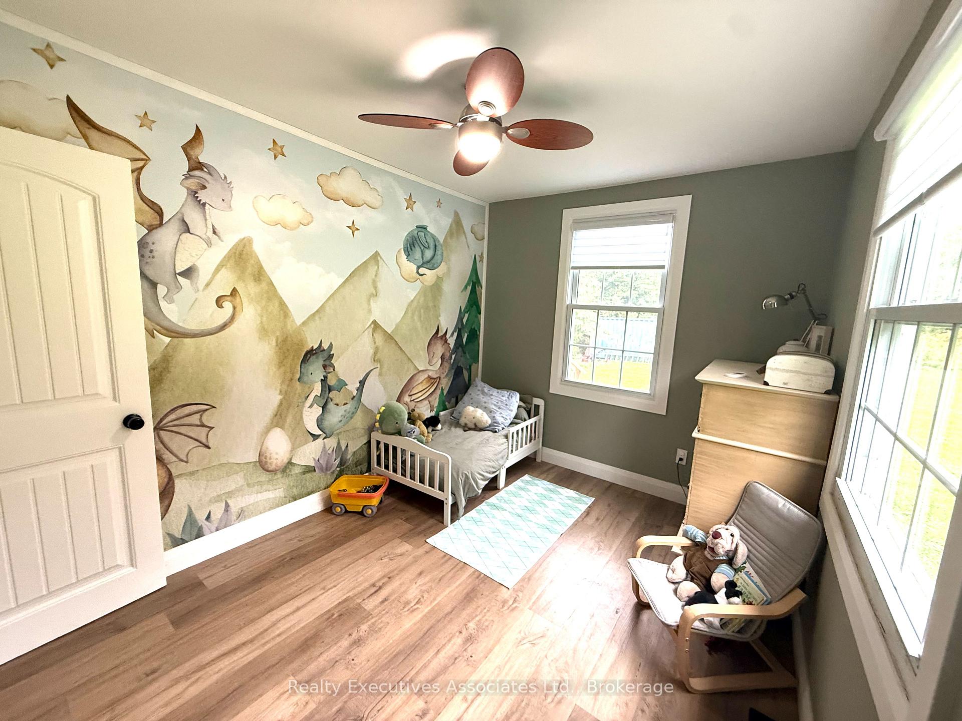 Photo 18 of 909 Mount Pleasant Road, Cavan Monaghan, Cavan Twp — HOMEH