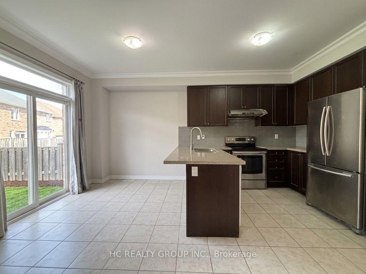 Photo 4 of 104 Carolina Rose Crescent, Markham, Wismer — HOMEH