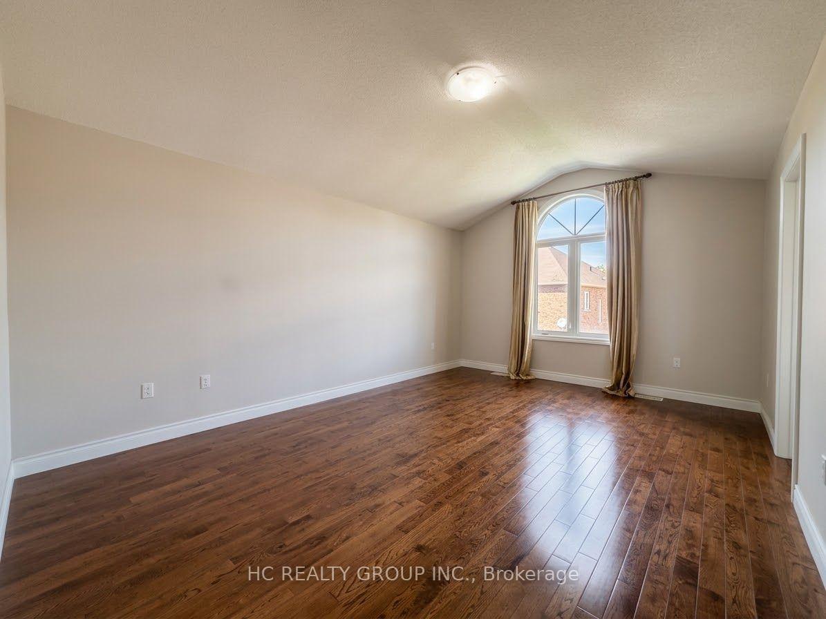 Photo 9 of 104 Carolina Rose Crescent, Markham, Wismer — HOMEH