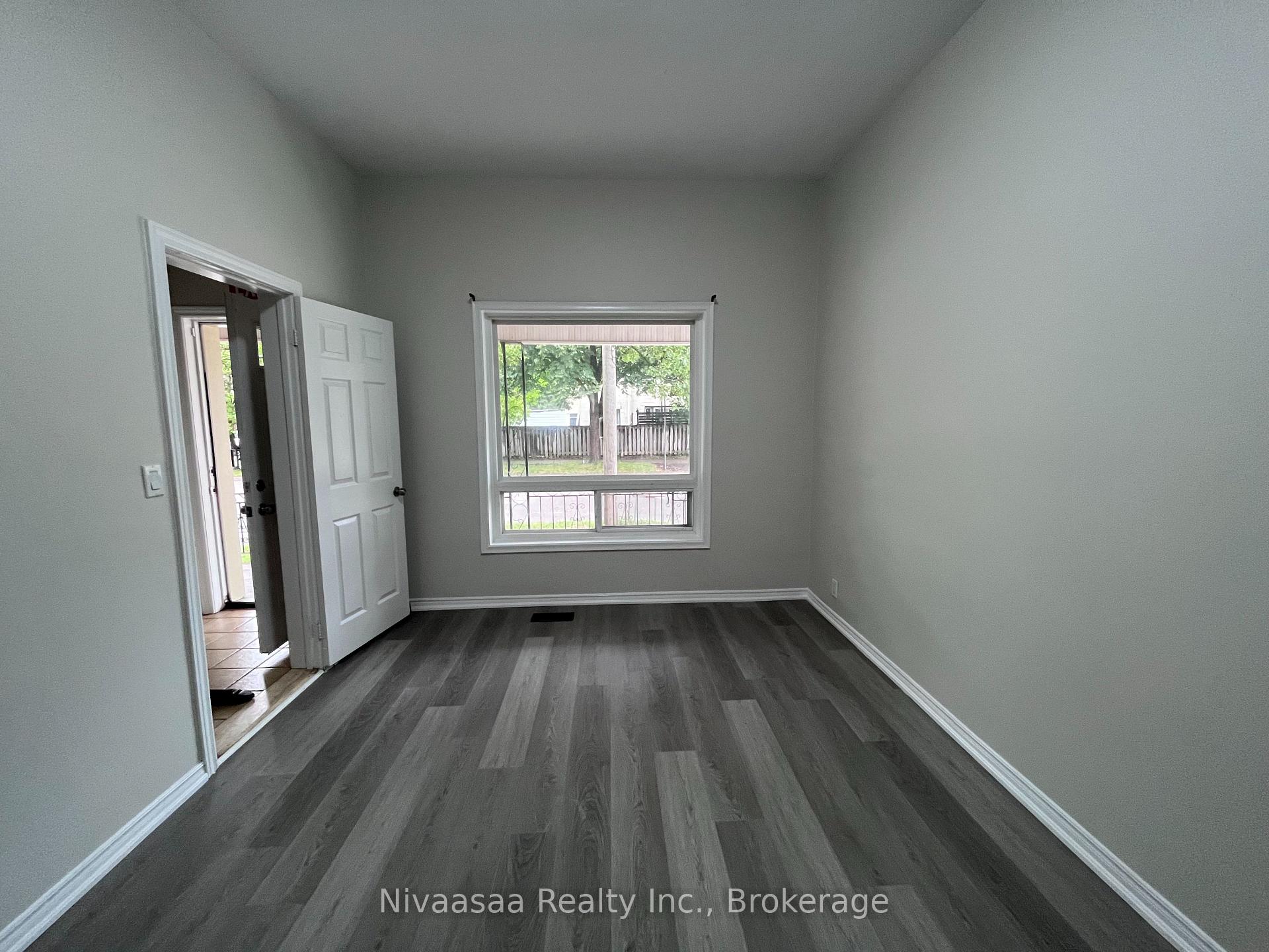 Photo 7 of 36 Pearl Street, Brantford, Downtown Core — HOMEH
