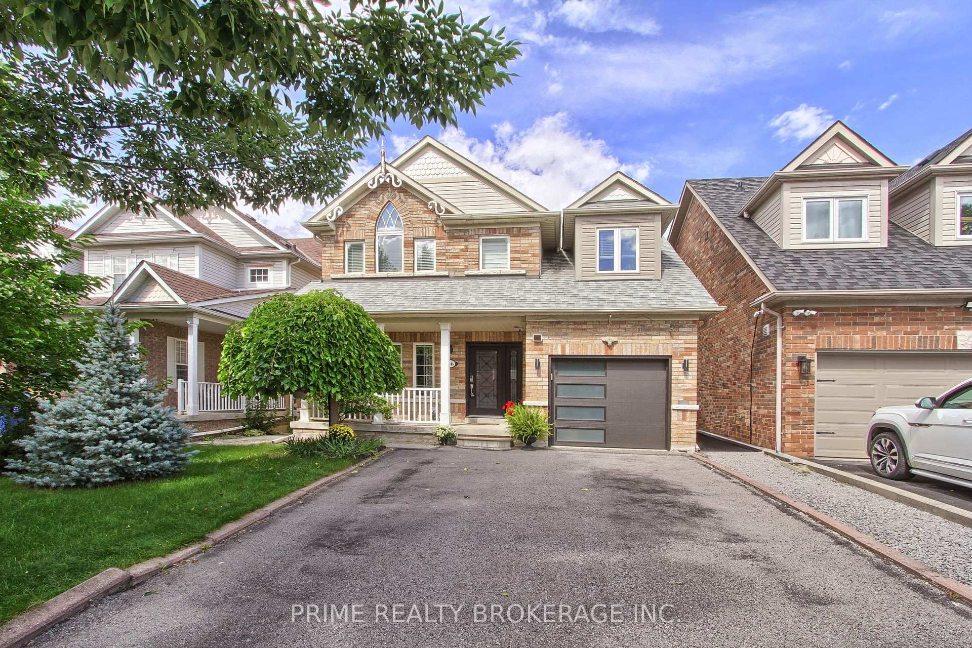 Photo 3 of 66 Earl Stewart Drive, Aurora, Bayview Wellington — HOMEH