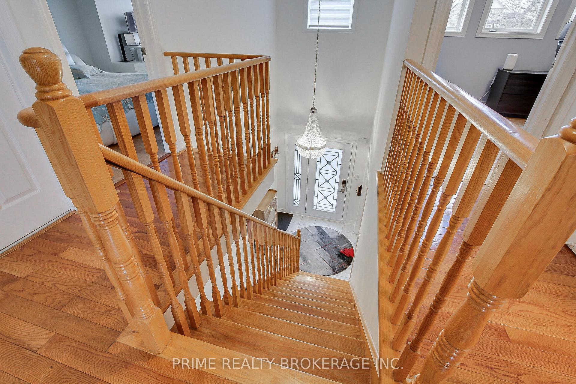 Photo 16 of 66 Earl Stewart Drive, Aurora, Bayview Wellington — HOMEH
