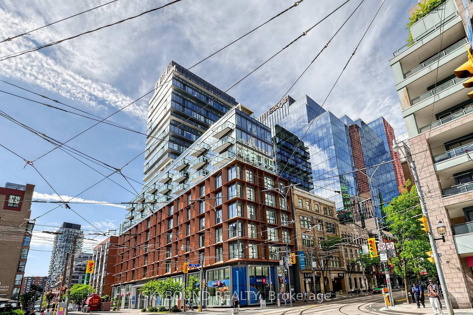 Photo 2 of Unit 907, 60 Colborne Street, Toronto, Church-Yonge Corridor — HOMEH