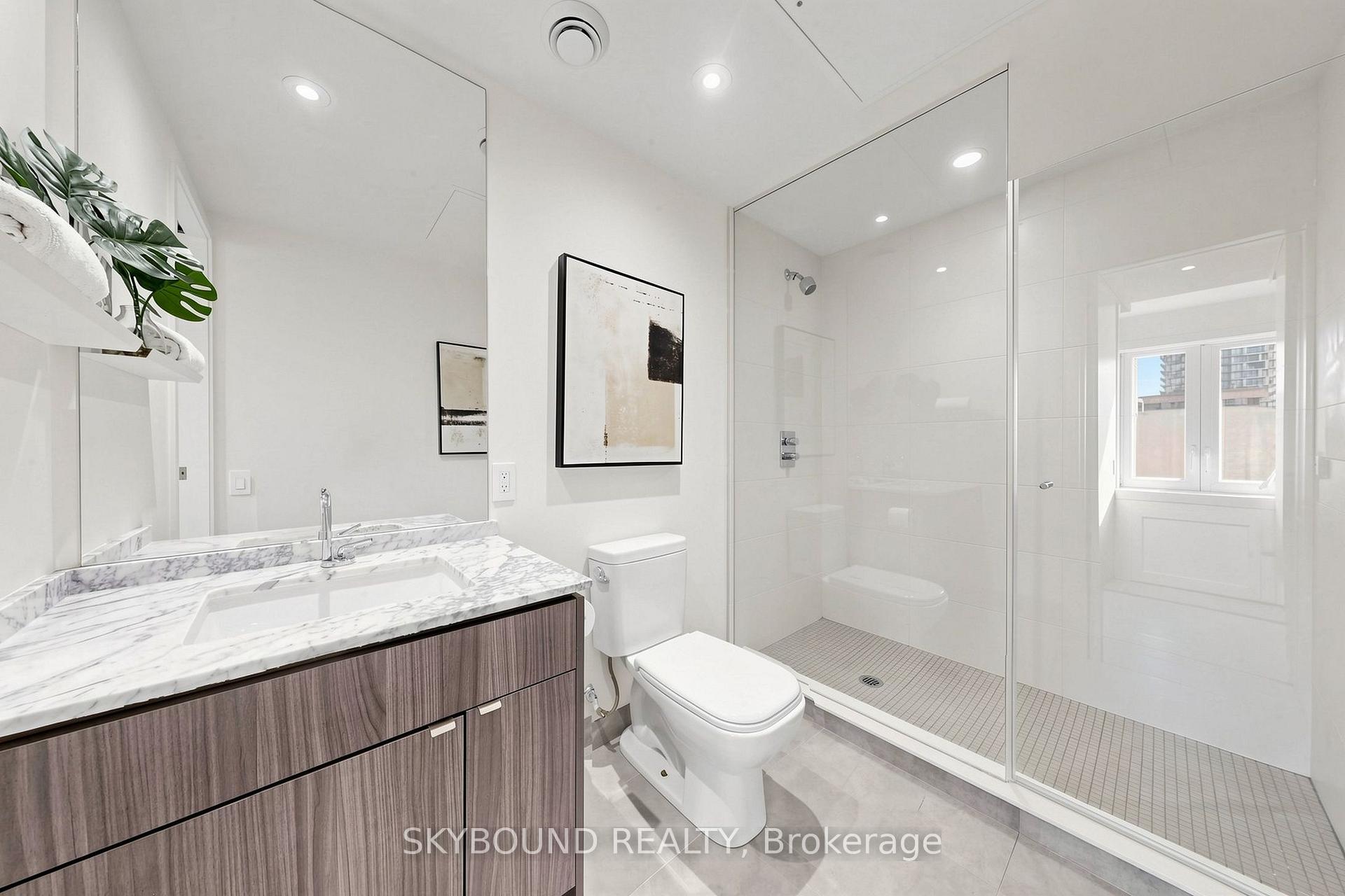 Photo 24 of Unit 907, 60 Colborne Street, Toronto, Church-Yonge Corridor — HOMEH