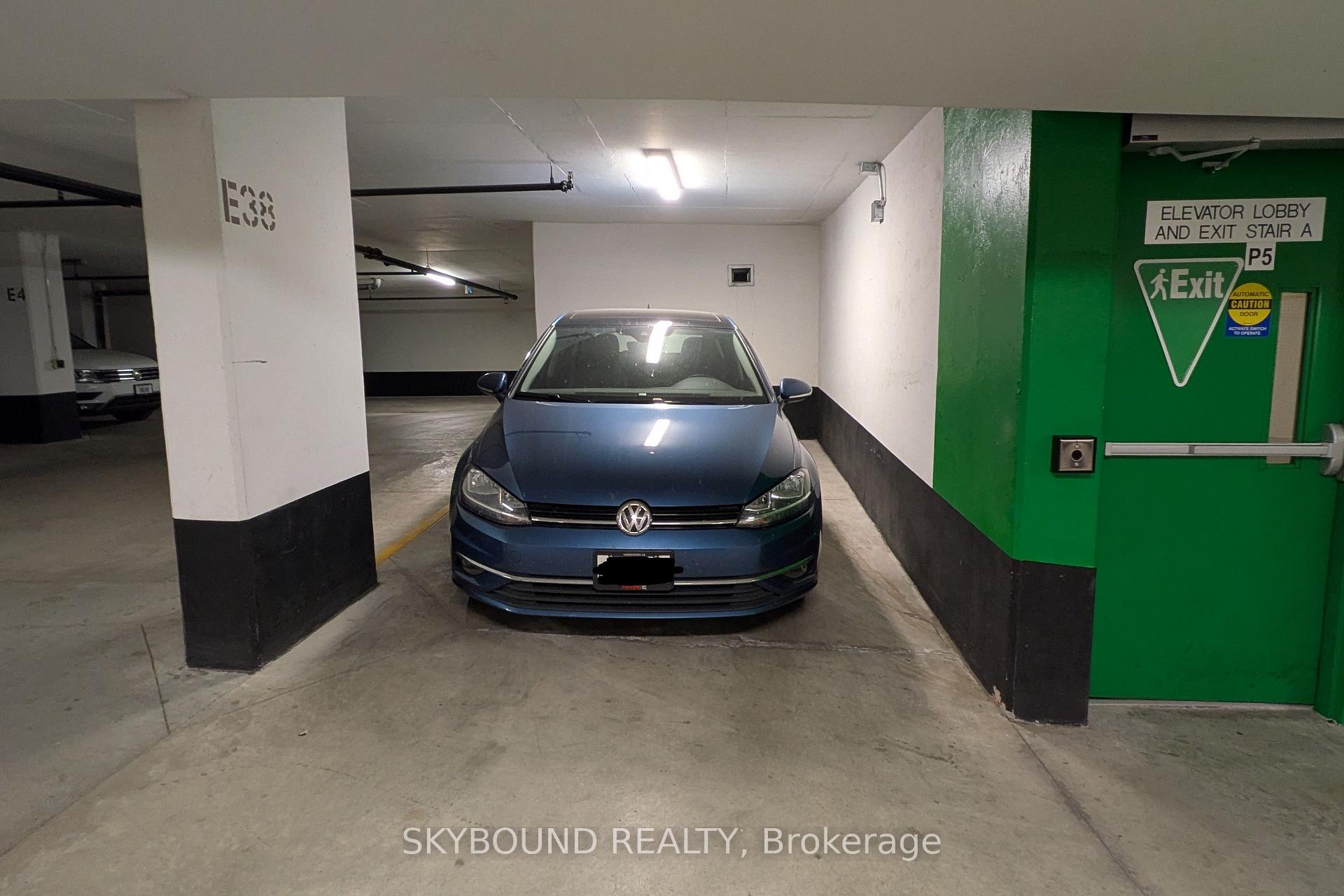Photo 41 of Unit 907, 60 Colborne Street, Toronto, Church-Yonge Corridor — HOMEH