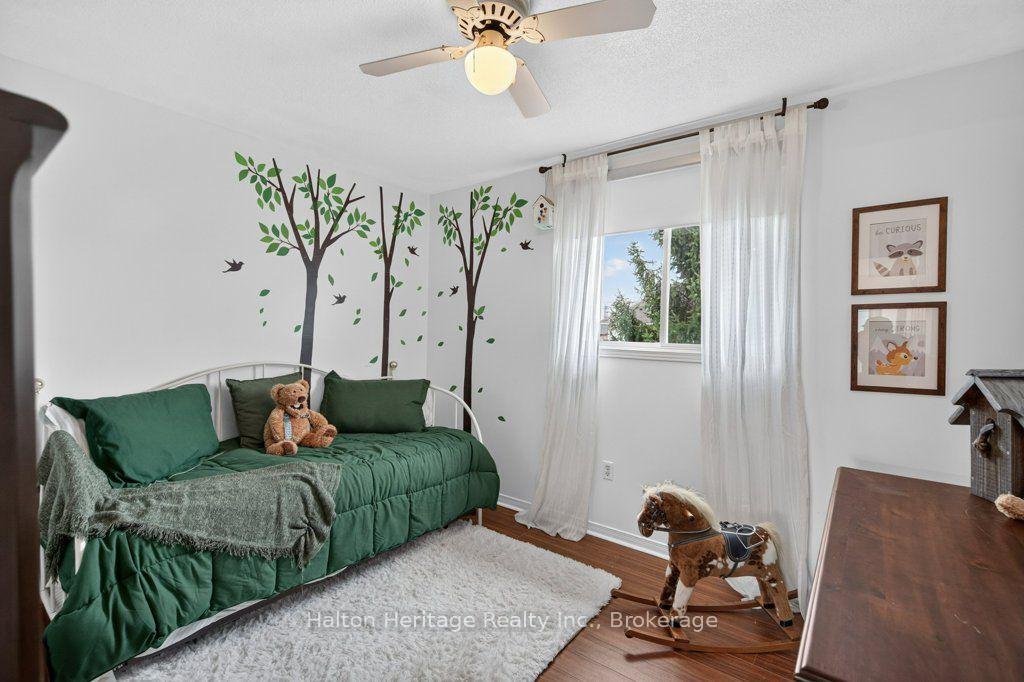 Photo 27 of 2 Luciano Court, Hamilton, Crerar — HOMEH