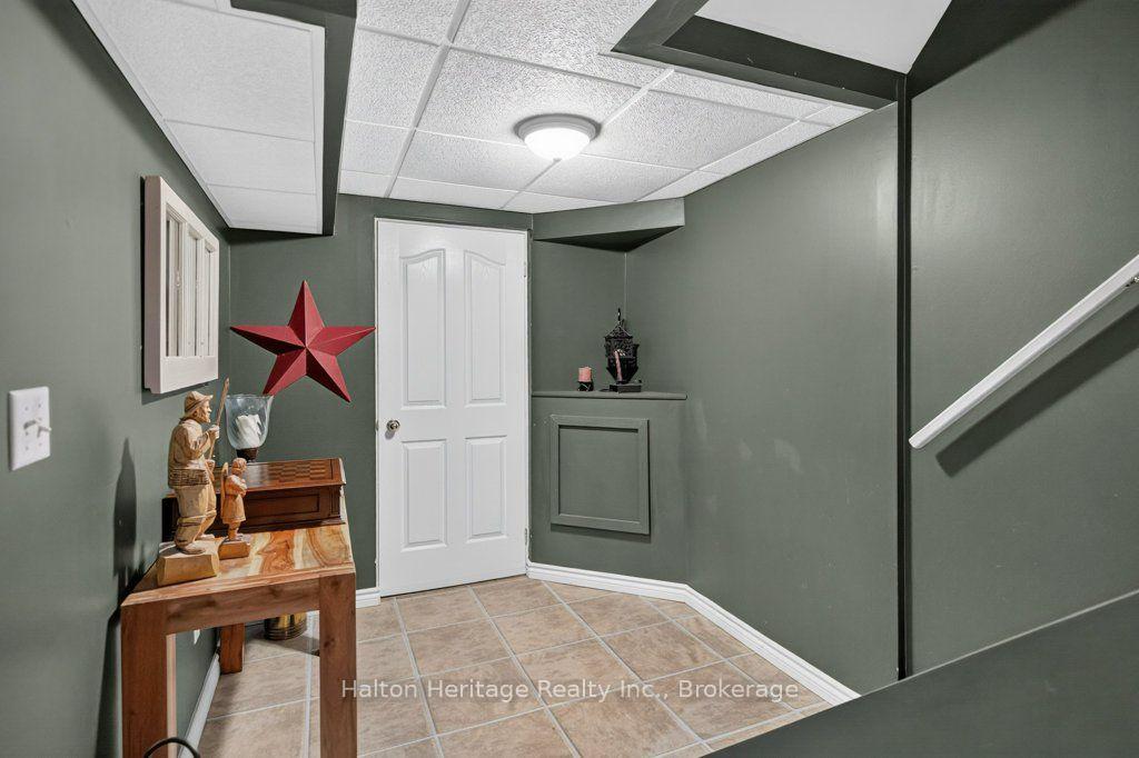 Photo 30 of 2 Luciano Court, Hamilton, Crerar — HOMEH