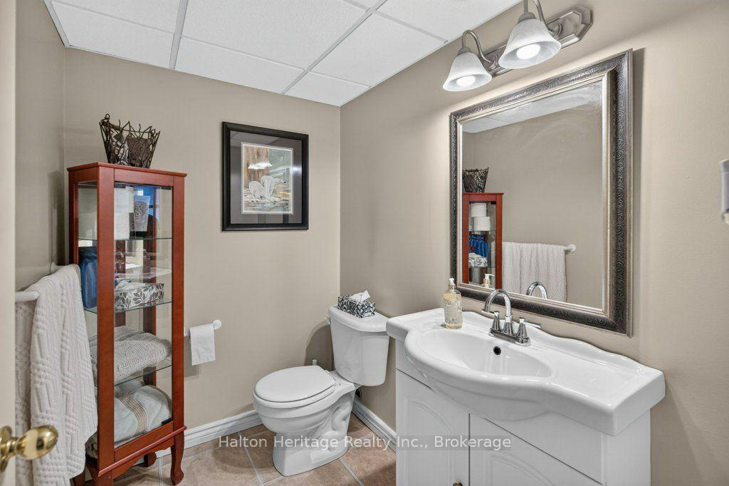 Photo 35 of 2 Luciano Court, Hamilton, Crerar — HOMEH