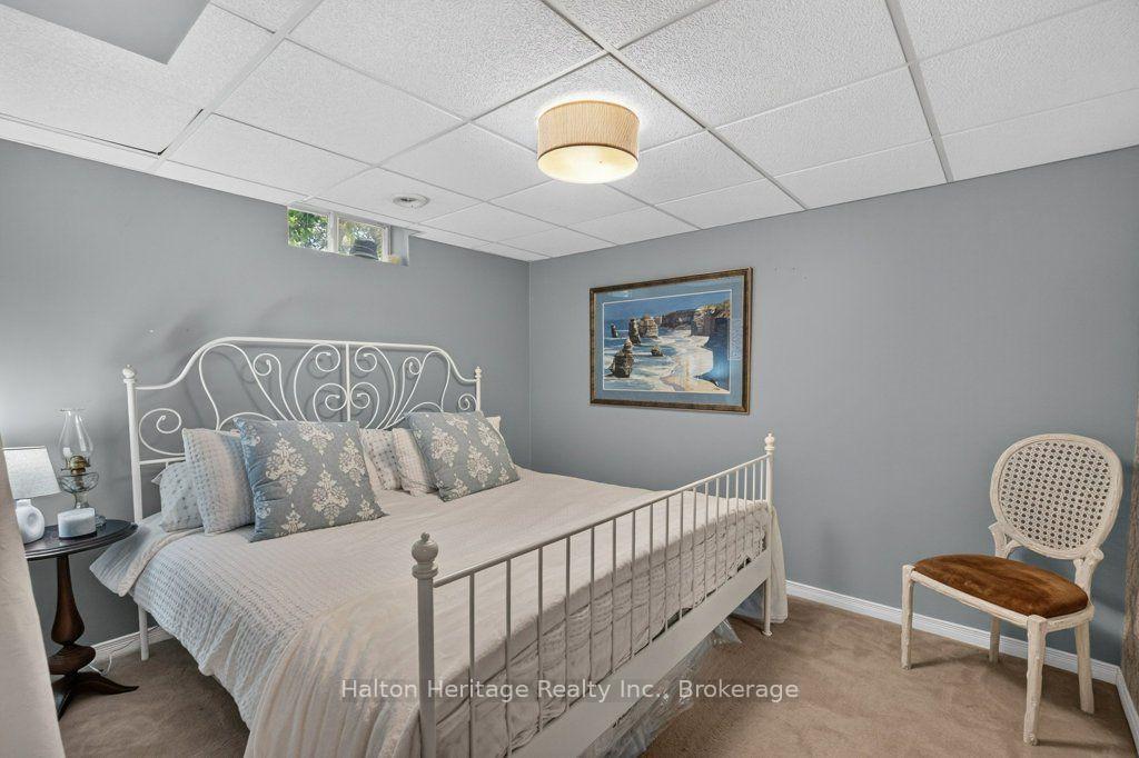 Photo 36 of 2 Luciano Court, Hamilton, Crerar — HOMEH