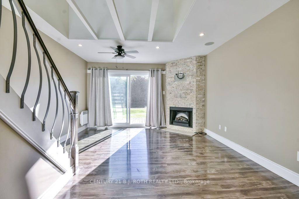Photo 14 of Unit 12, 81 Laguna Parkway, Ramara, Rural Ramara — HOMEH