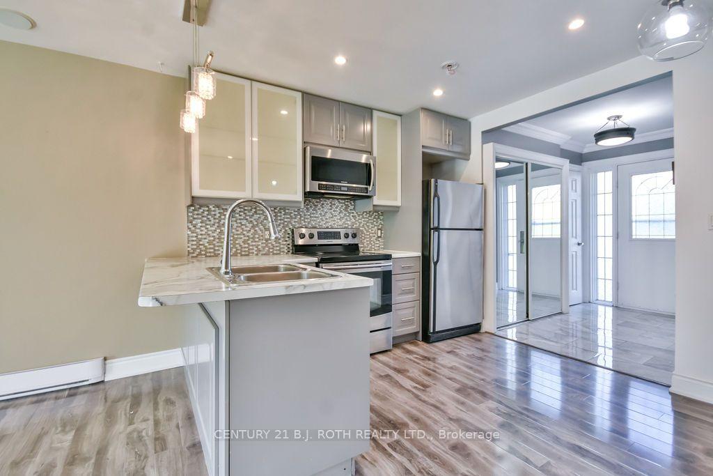 Photo 18 of Unit 12, 81 Laguna Parkway, Ramara, Rural Ramara — HOMEH