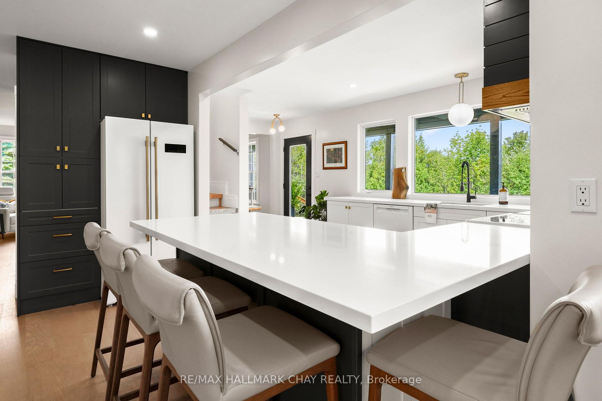 Photo 7 of 2110 Concession 8 Road, Clearview, Rural Clearview — HOMEH