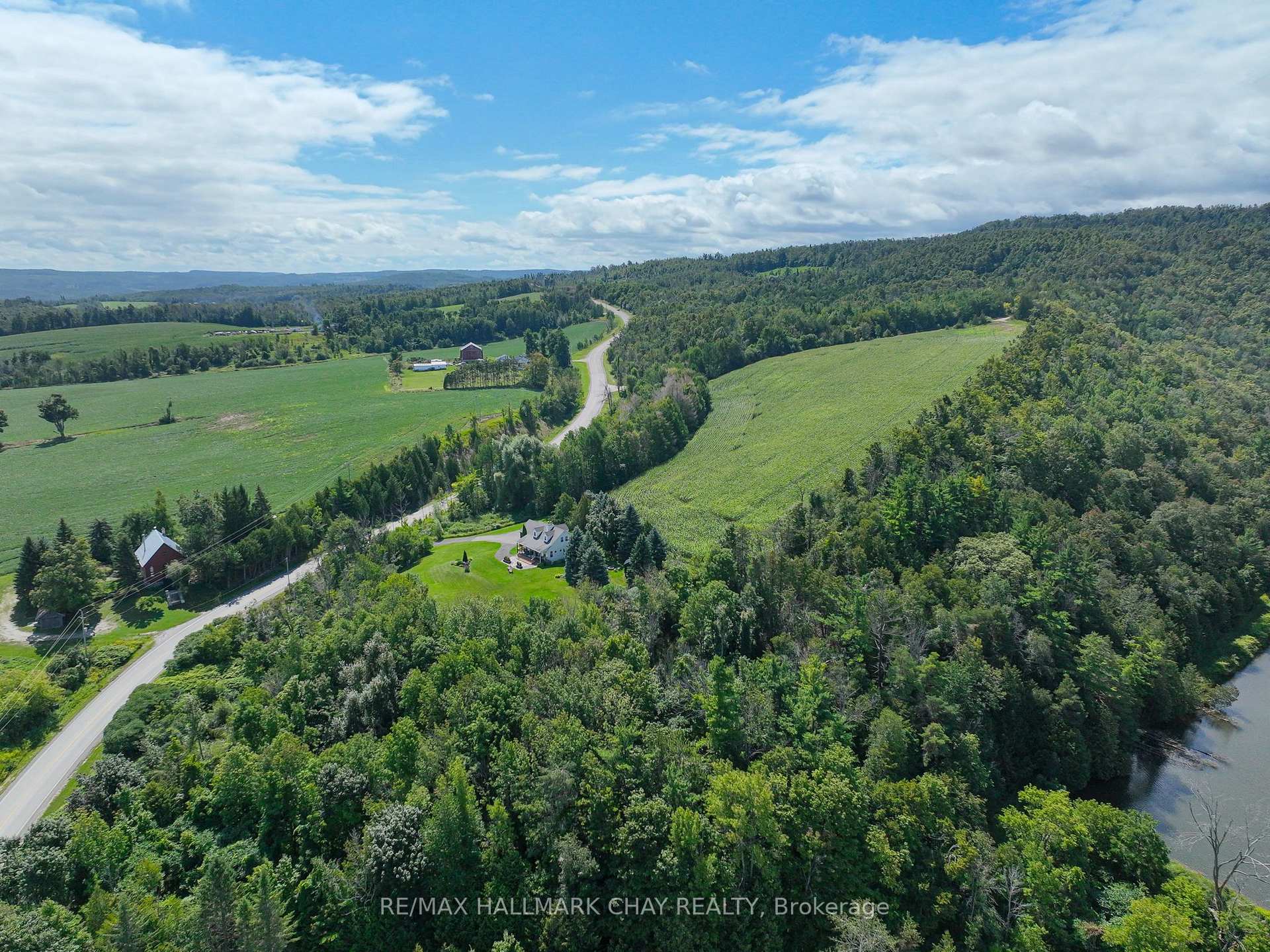 Photo 46 of 2110 Concession 8 Road, Clearview, Rural Clearview — HOMEH